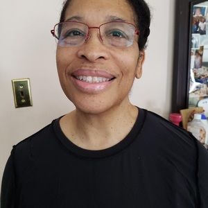 Meet your Posher, Denise